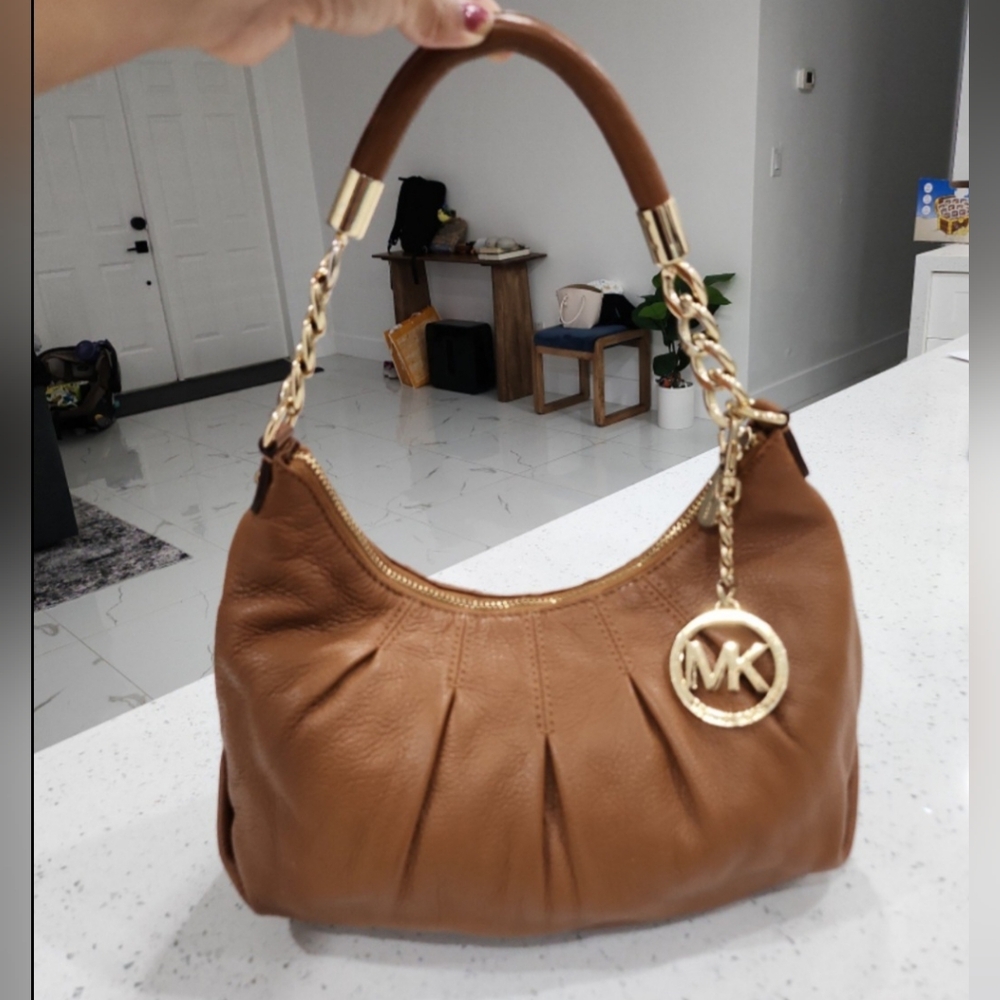 Micheal Kors brown bag